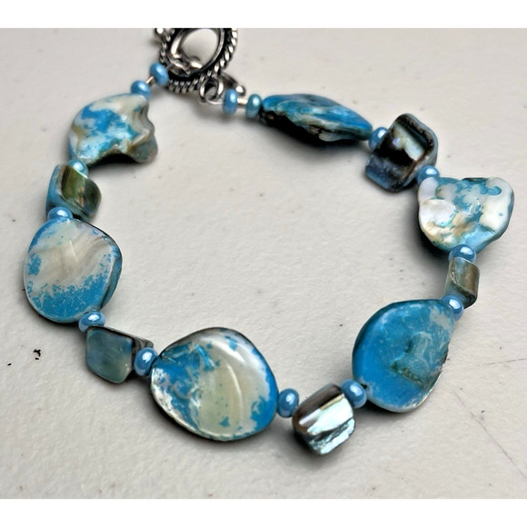 Dyed Blue Shell Necklace Bracelet Set Beaded Costume Jewelry Toggle Clasp Boho - Picture 5 of 16